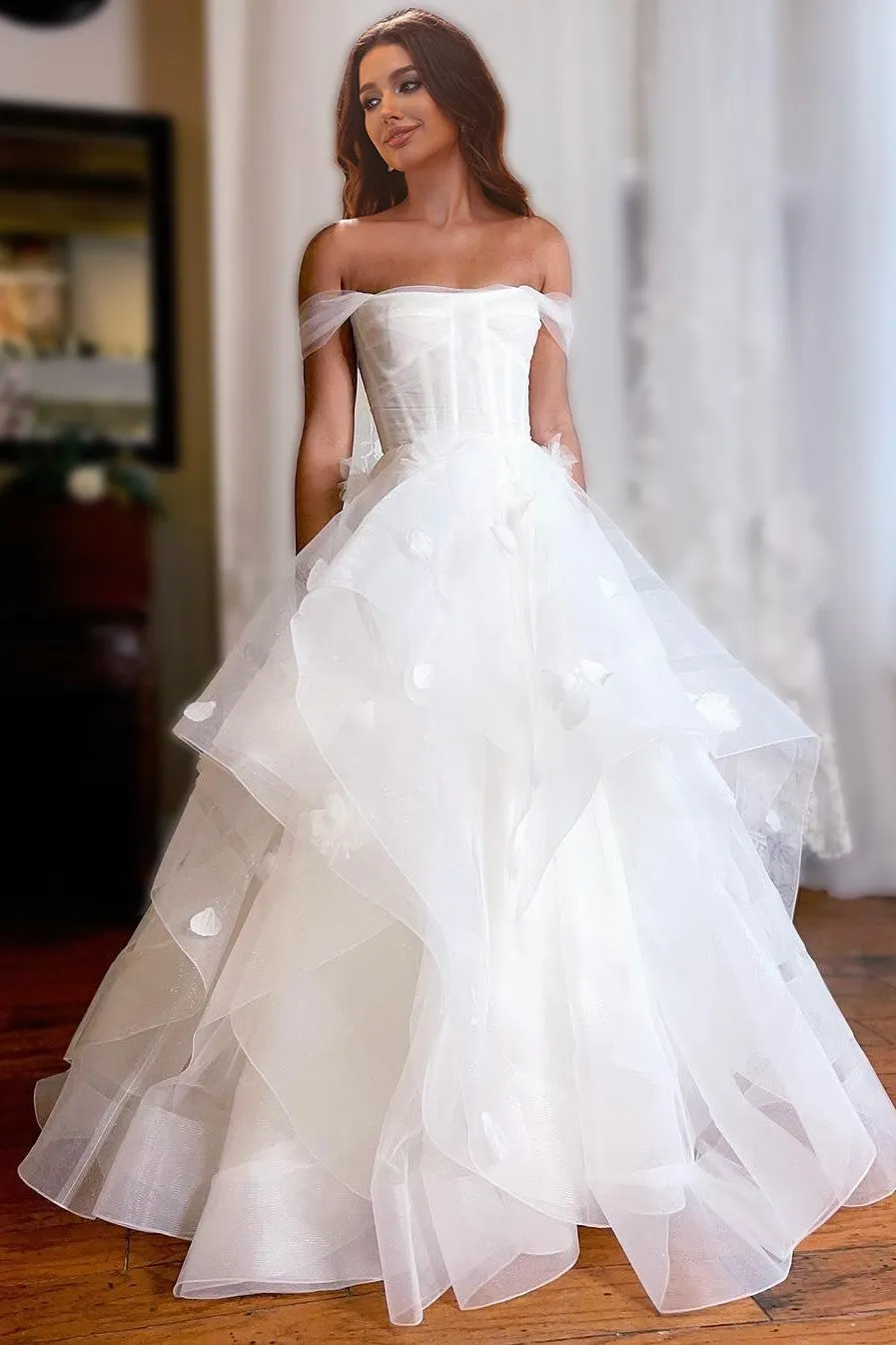 A Line Sleeveless  Ruffles Wedding Dresses with 3D Appliques