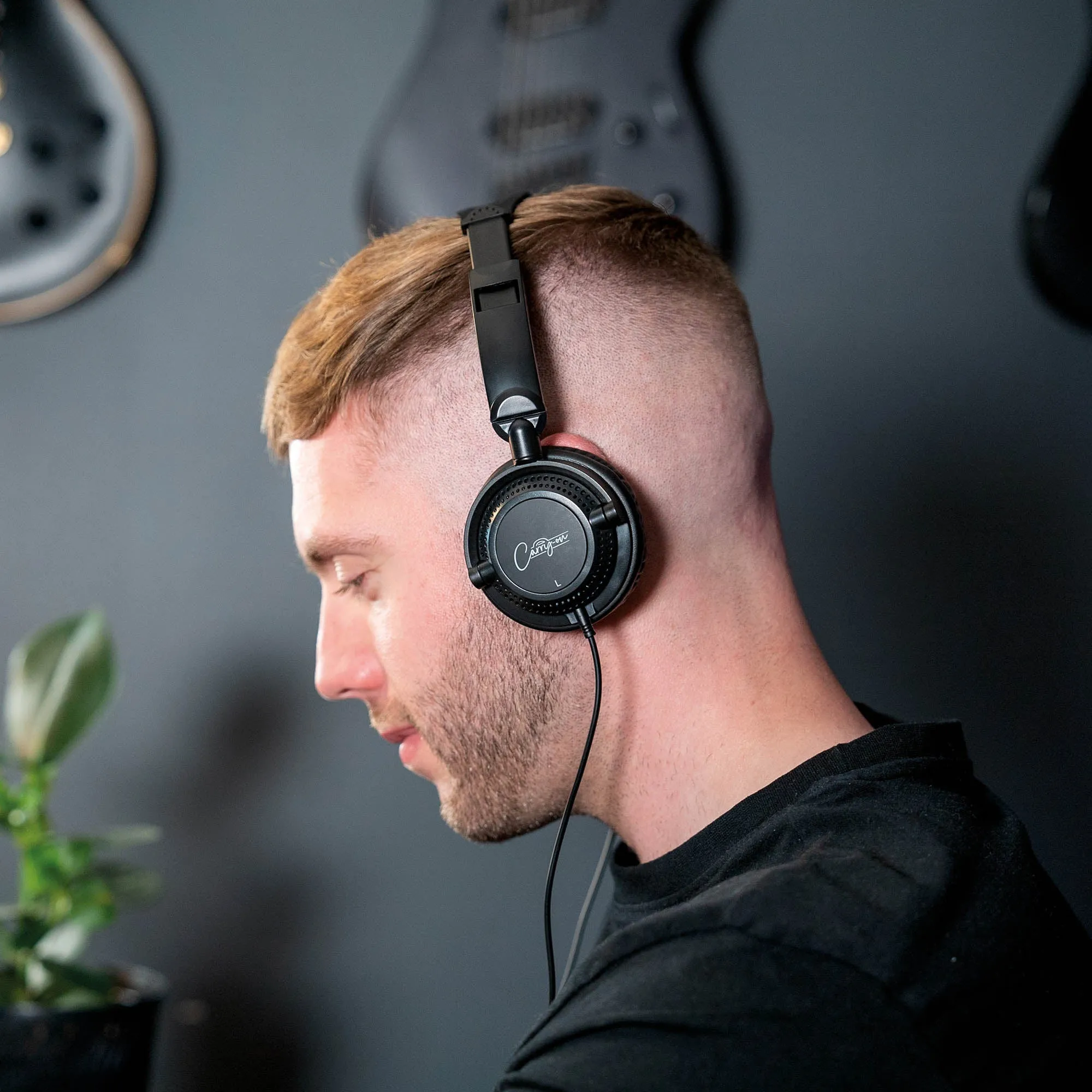 Carry-On FH-50 Folding Headphones