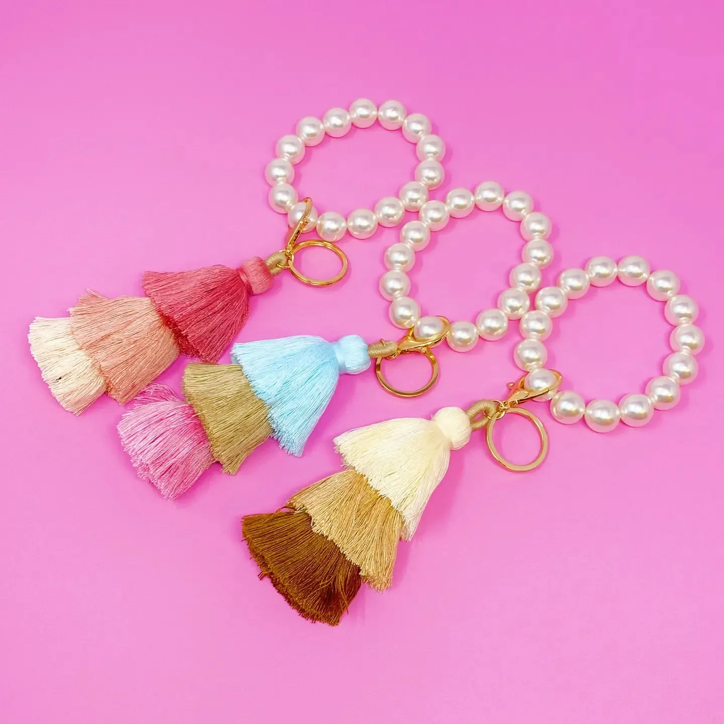 Classy Girl Pearl Tassel Key Chain | Resort Wear Accessories