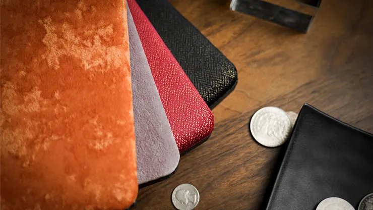 Elegant Close-up Pad (Red) by TCC