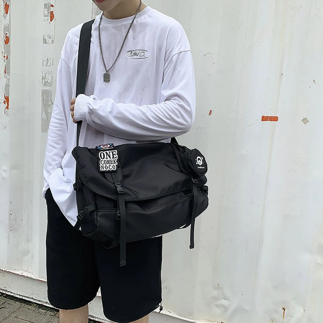 Function Multi Zipper Buckle Labeling Nylon Shoulder Bag