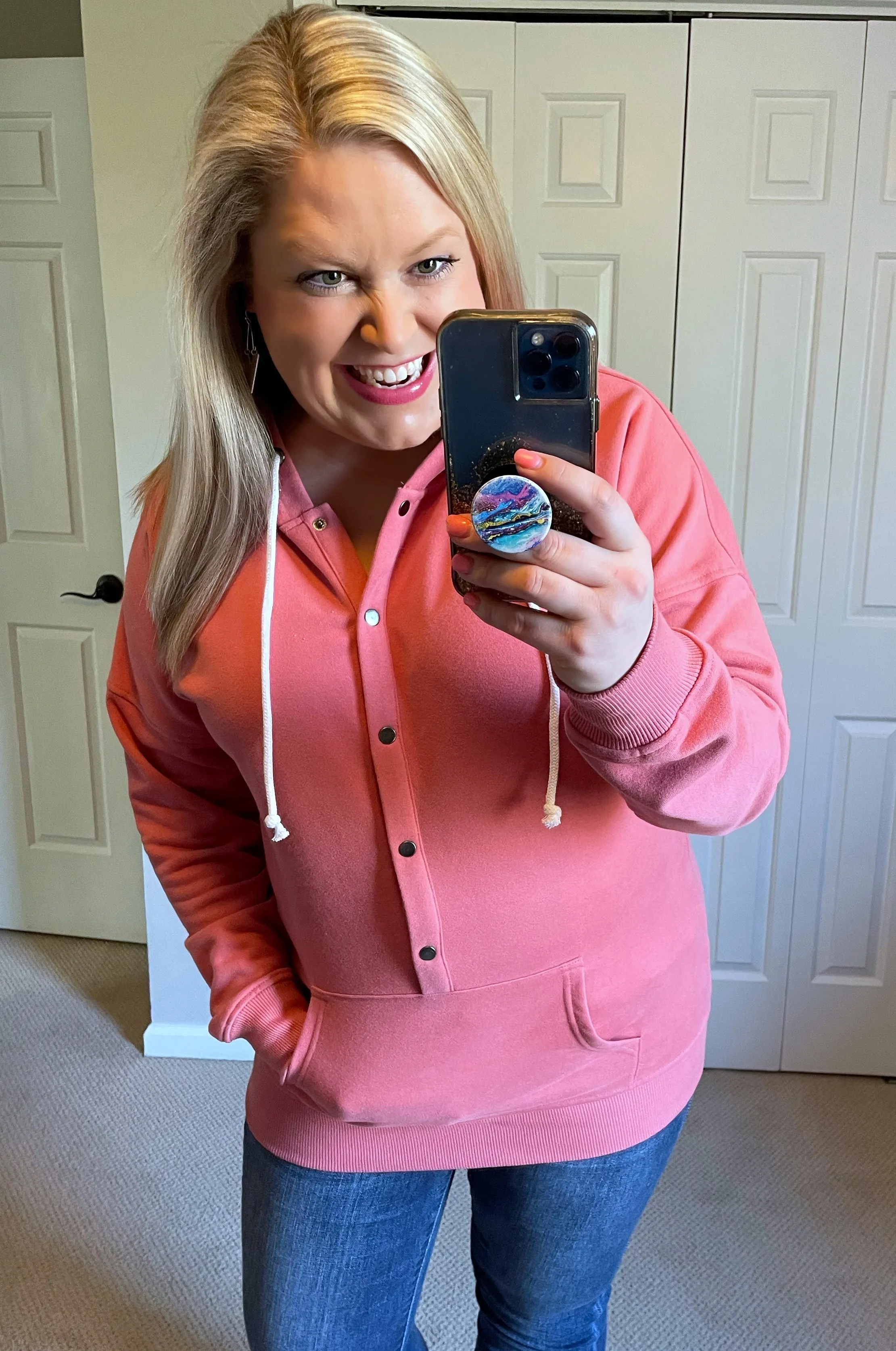 Hailey Snap Hoodie in Dark Pink