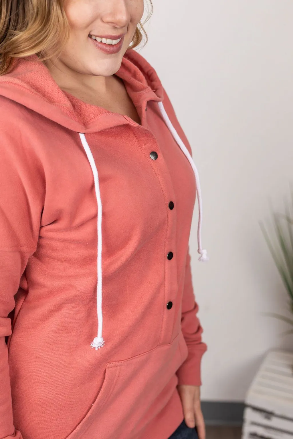 Hailey Snap Hoodie in Dark Pink