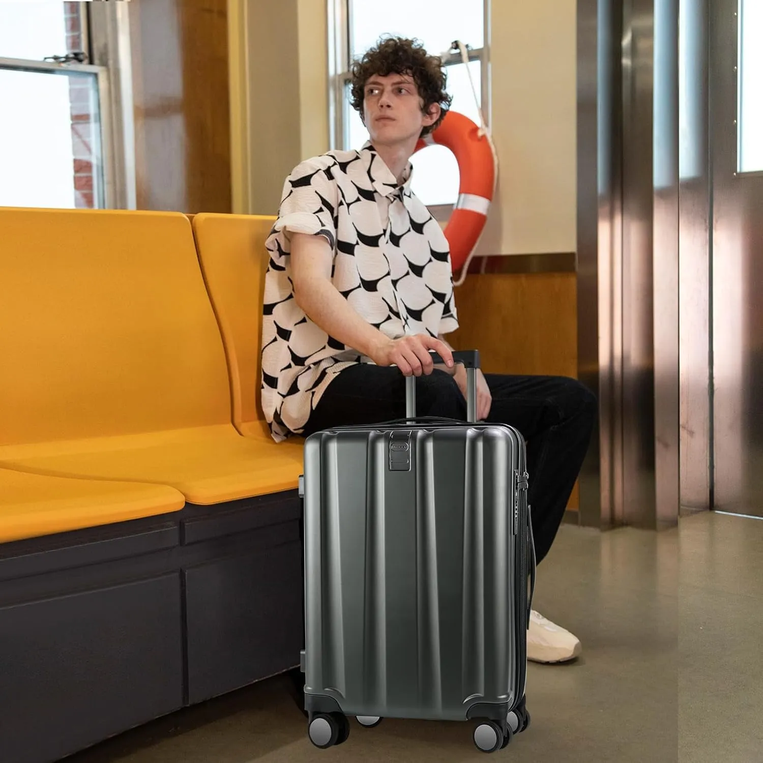 Hardside Expandable Carry On Luggage with Spinner Wheels TSA Lock and USB Port 20 Inch
