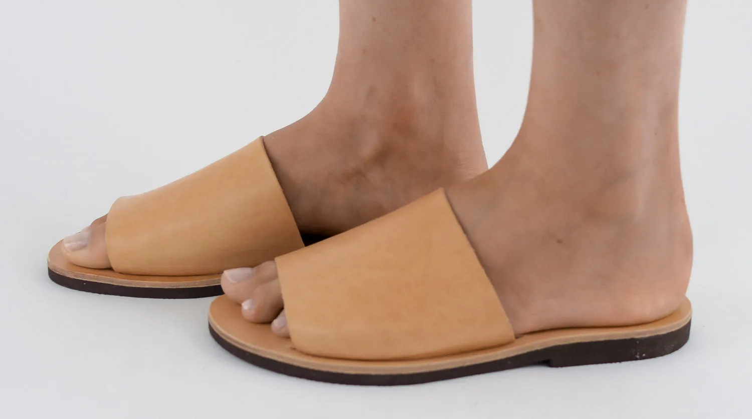 HECATE NATURAL LEATHER SANDALS