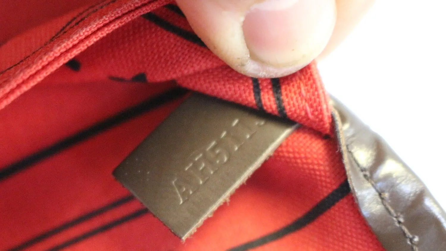 LOUIS VUITTON Damier Ebene Neverfull MM Tote Bag