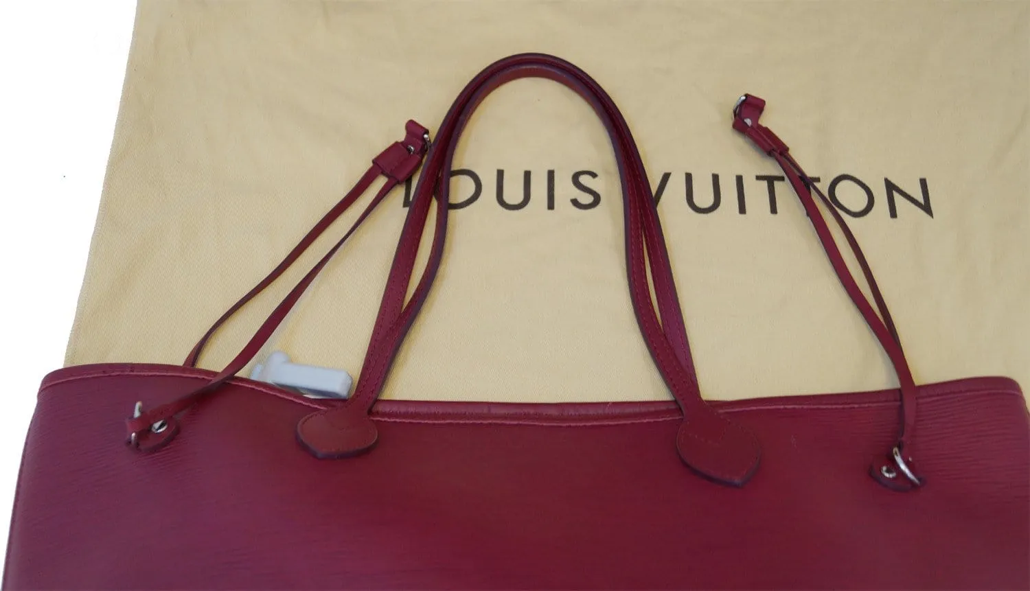 LOUIS VUITTON Fuchsia Epi Leather Neverfull MM Tote Bag