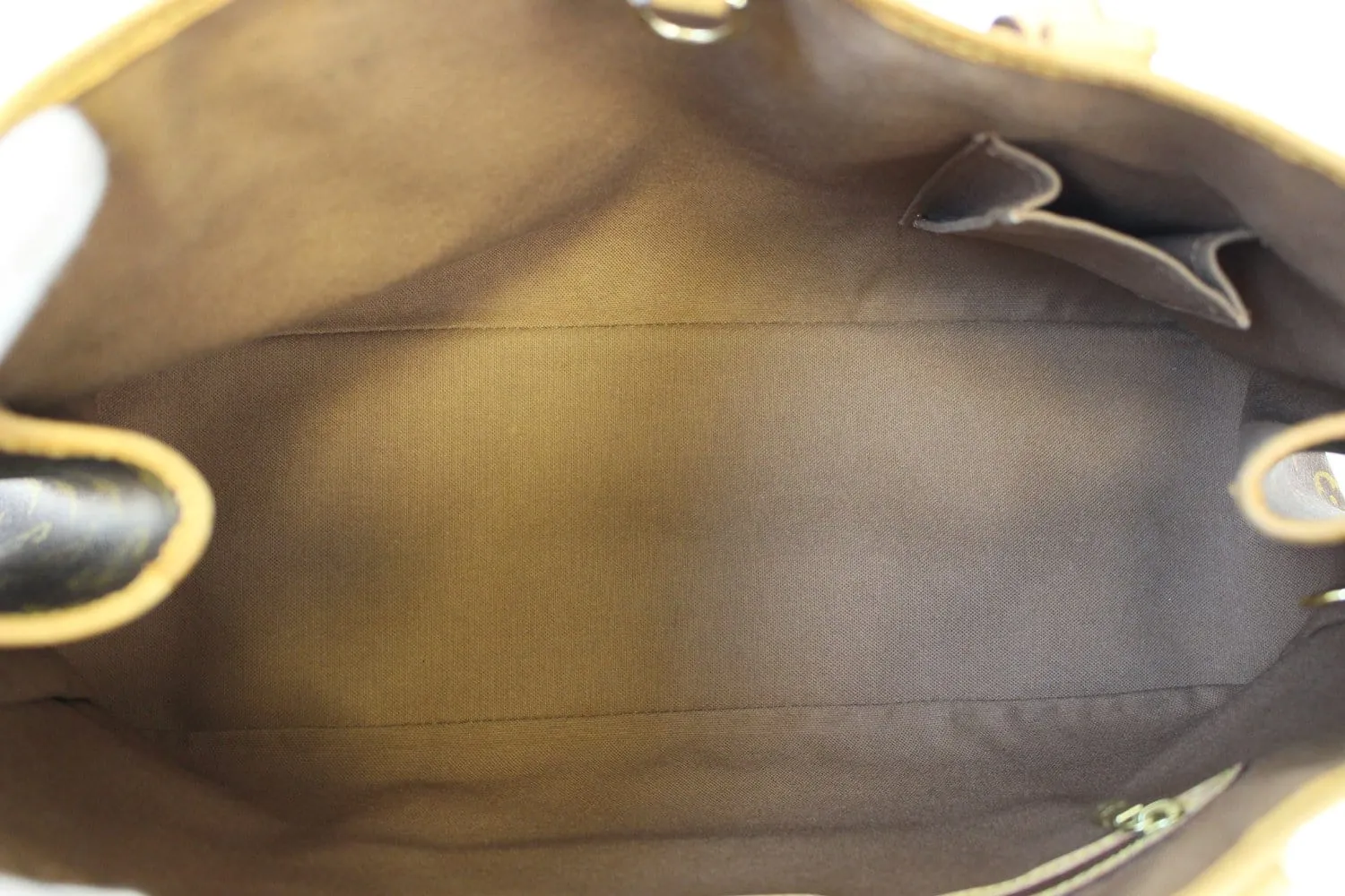 LOUIS VUITTON Monogram Canvas Batignolles Horizontal Bag