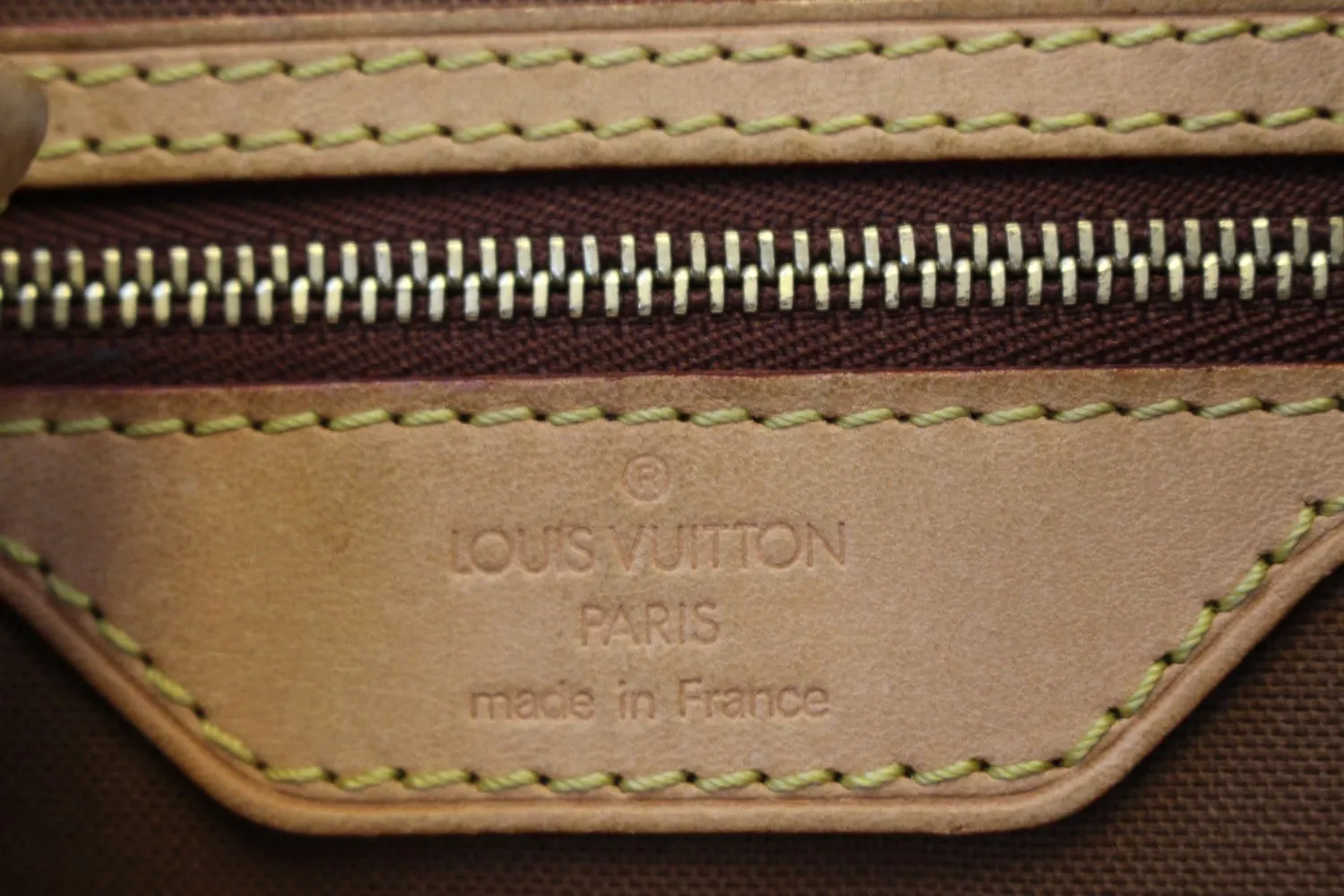 LOUIS VUITTON Monogram Canvas Batignolles Vertical Bag