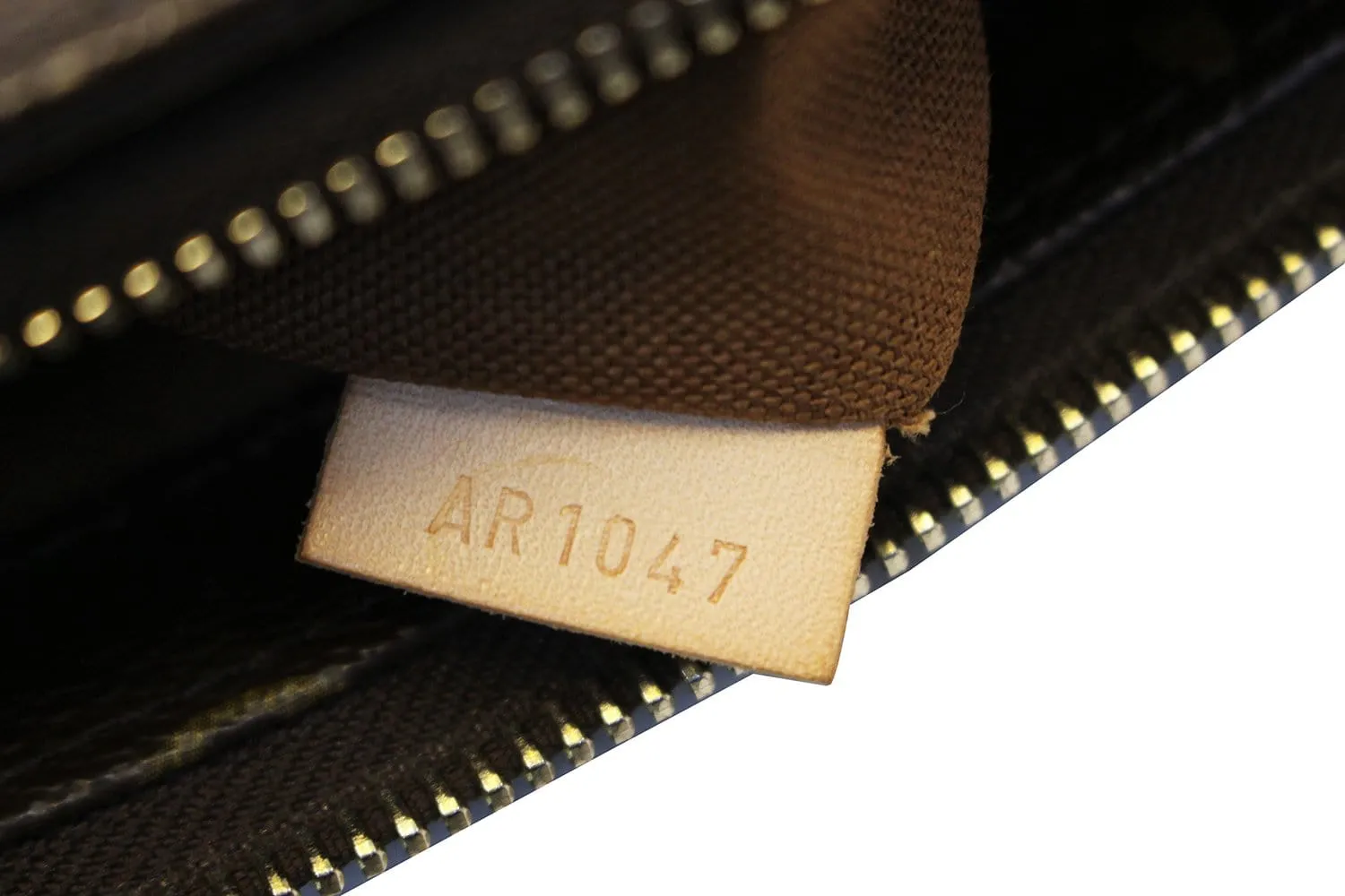 LOUIS VUITTON Monogram Canvas Cabas Mezzo Shoulder Bag
