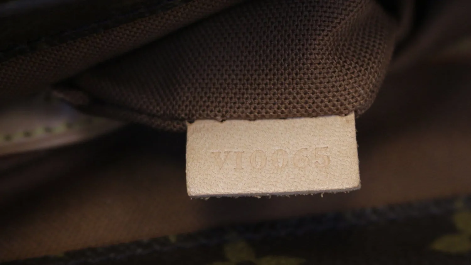 LOUIS VUITTON Monogram Canvas Cabas Mezzo Tote Bag