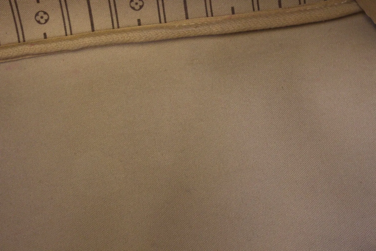 LOUIS VUITTON Monogram Canvas Neverfull GM Tote Bag