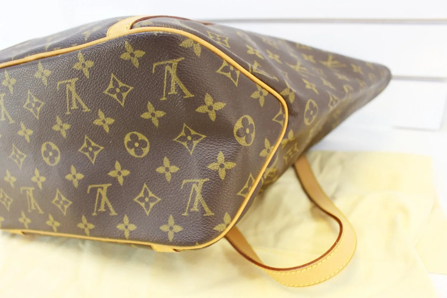LOUIS VUITTON Monogram Canvas Sac Shopping Tote