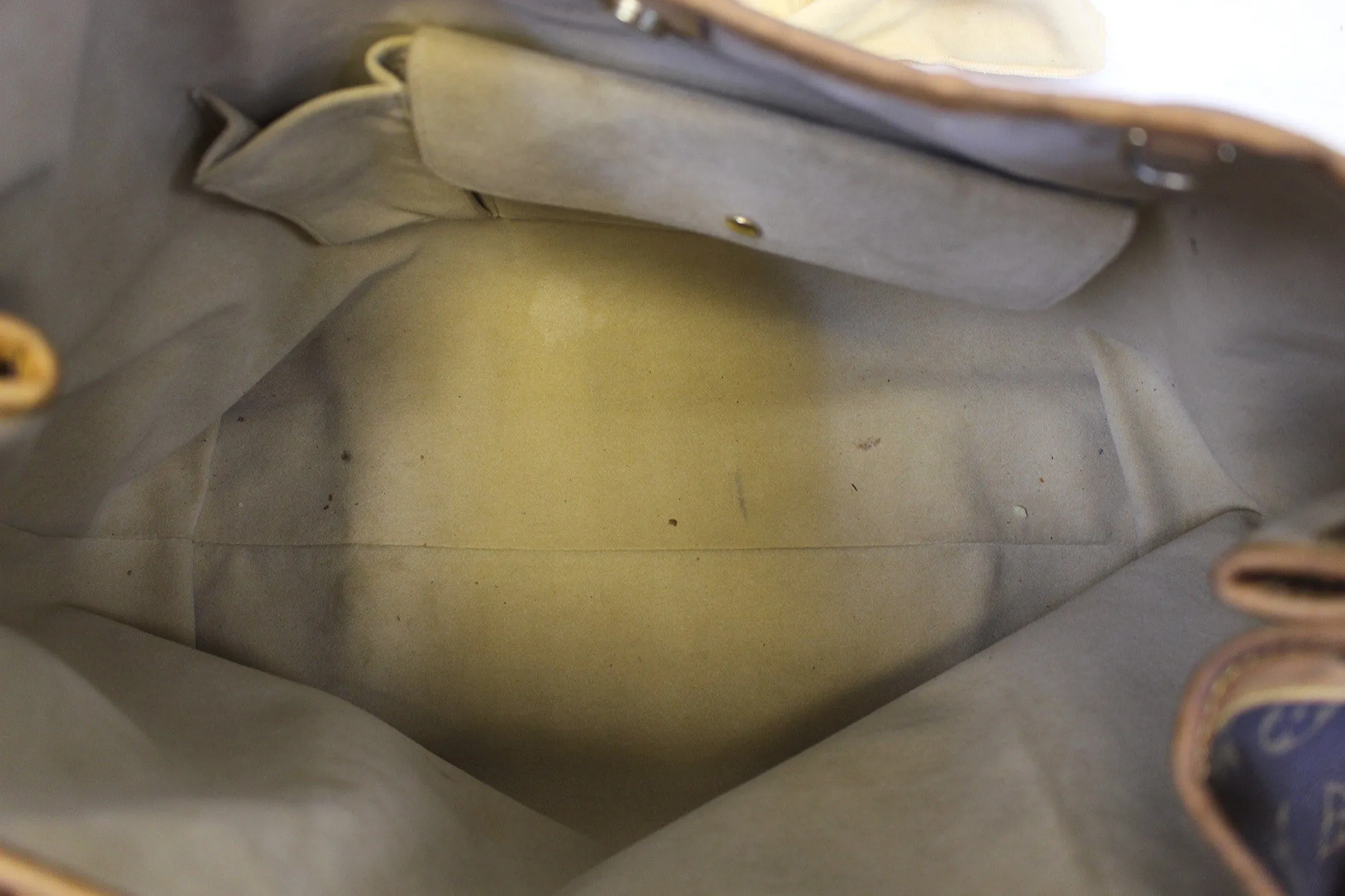 LOUIS VUITTON Monogram Galliera GM Shoulder Tote Handbag