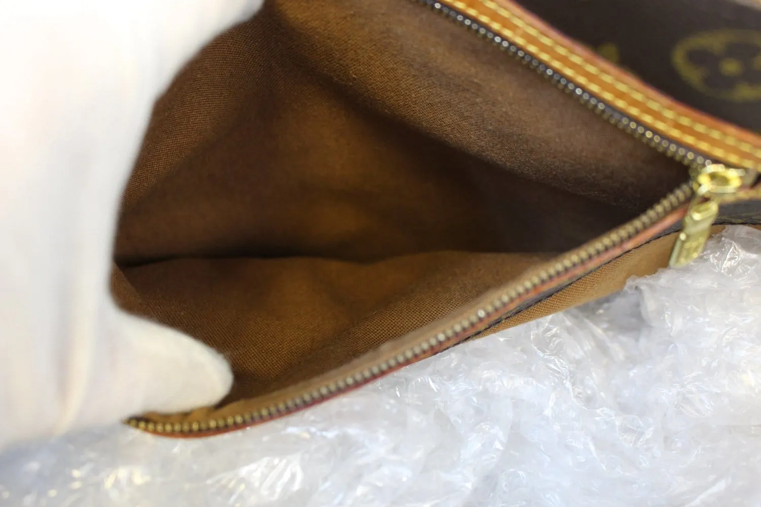 LOUIS VUITTON Monogram Sac Shopping Tote Bag