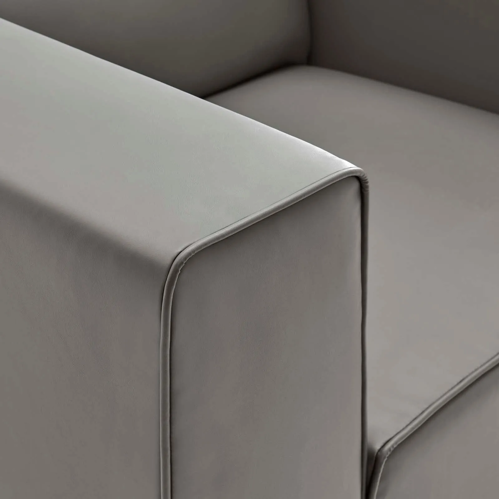 MINGLE VEGAN LEATHER