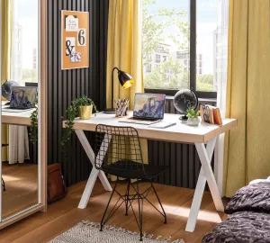 Modera Young Desk