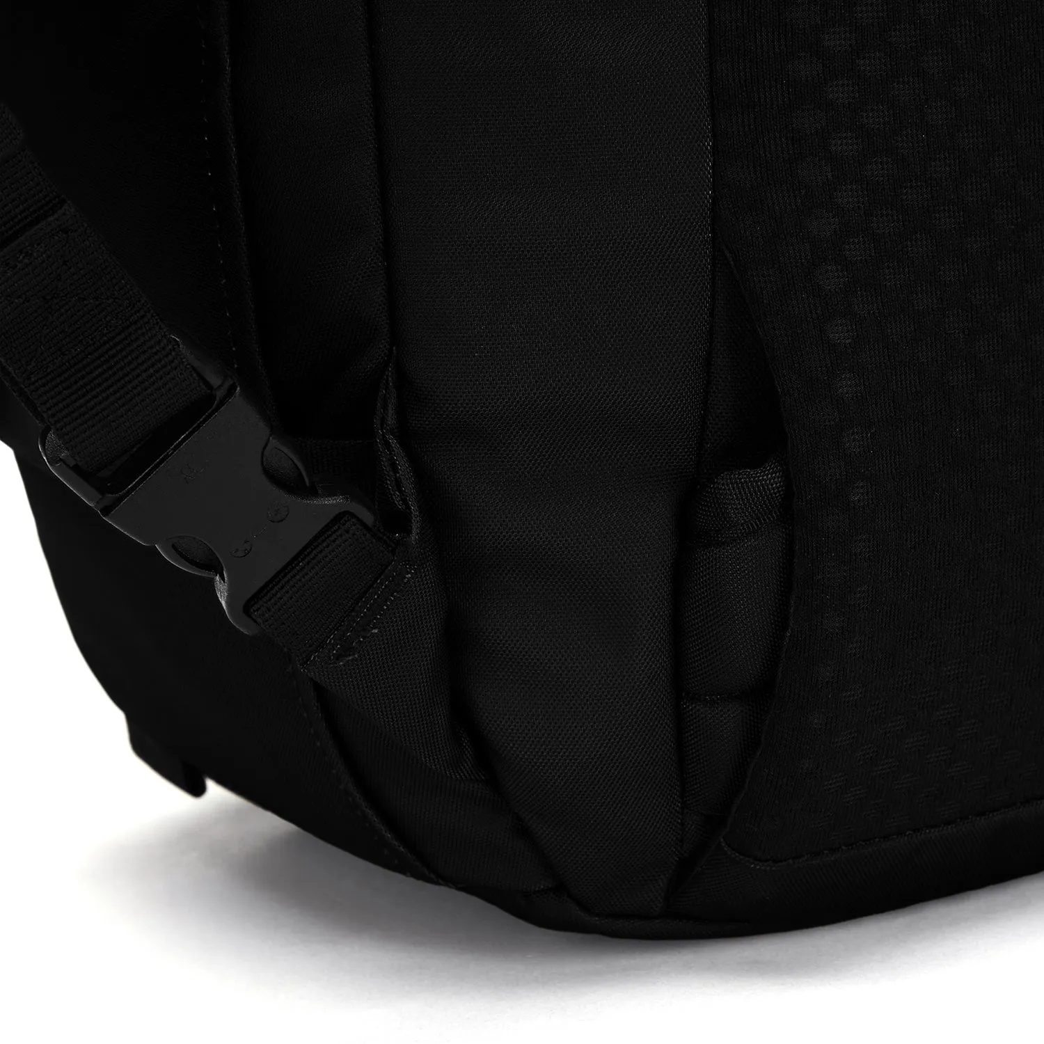 Pacsafe® Venturesafe® EXP45 anti-theft carry-on travel pack