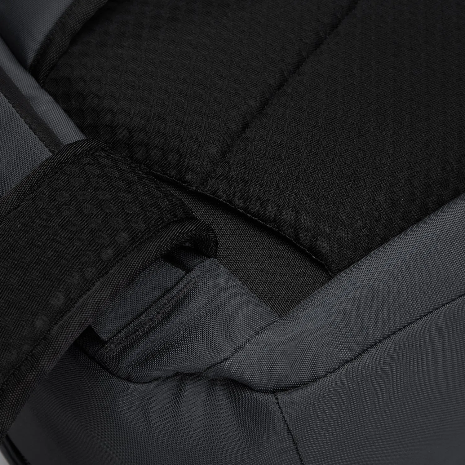 Pacsafe® Venturesafe® EXP45 anti-theft carry-on travel pack