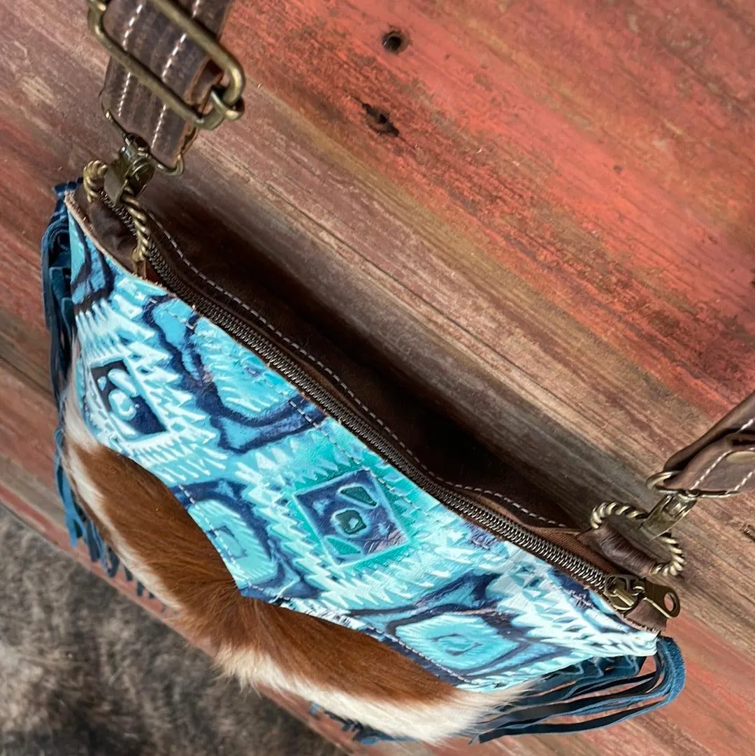 Shania - Tricolor w/ Glacier Park Aztec