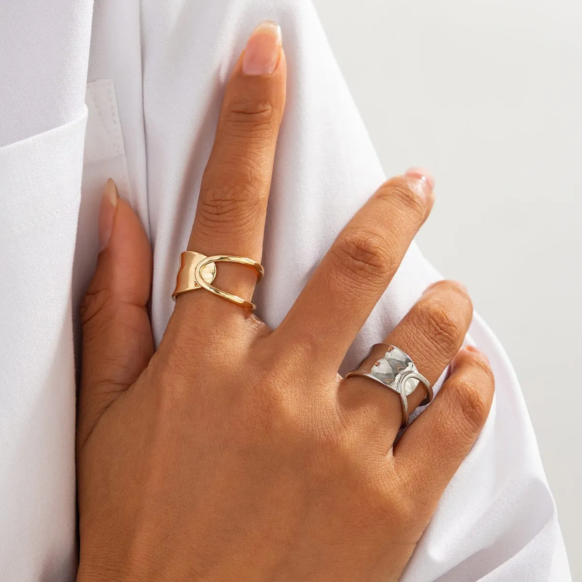 Stylish Gold Silver Plated Hollow Glossy Ring