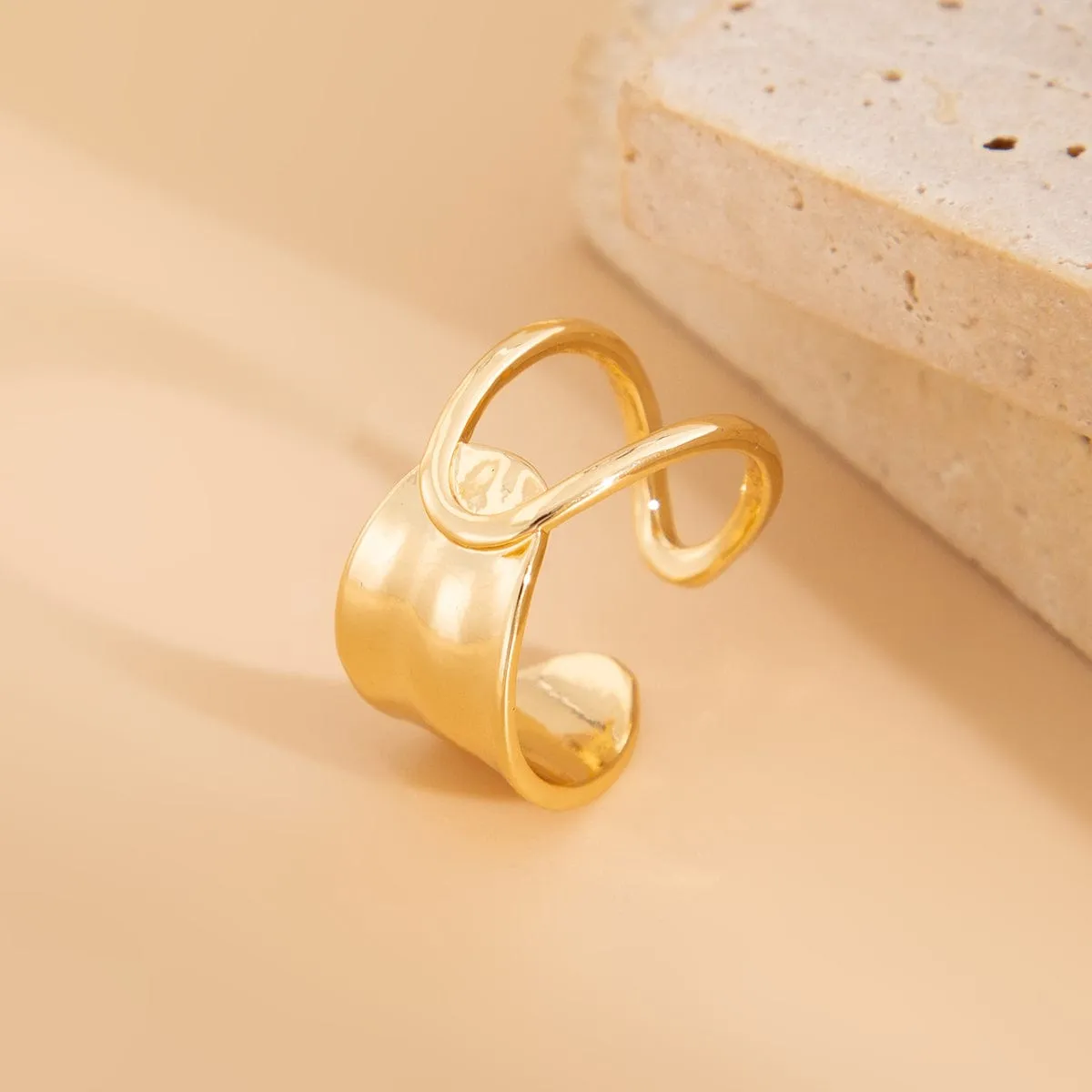 Stylish Gold Silver Plated Hollow Glossy Ring
