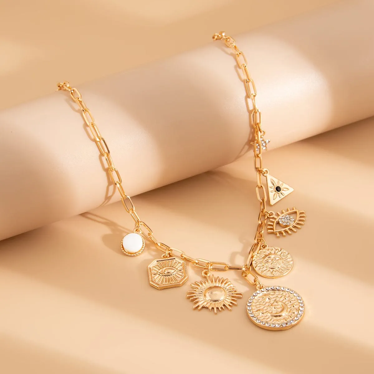 Stylish Rhinestone Inlaid Sun Star Round Disk Tassel Cable Chain Necklace