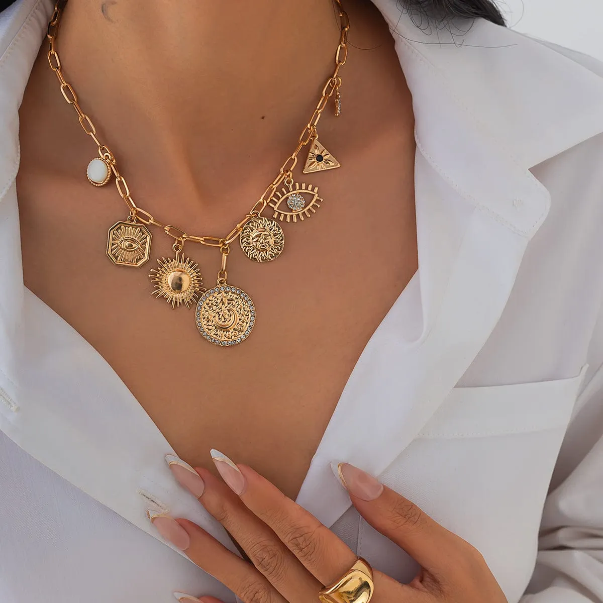 Stylish Rhinestone Inlaid Sun Star Round Disk Tassel Cable Chain Necklace
