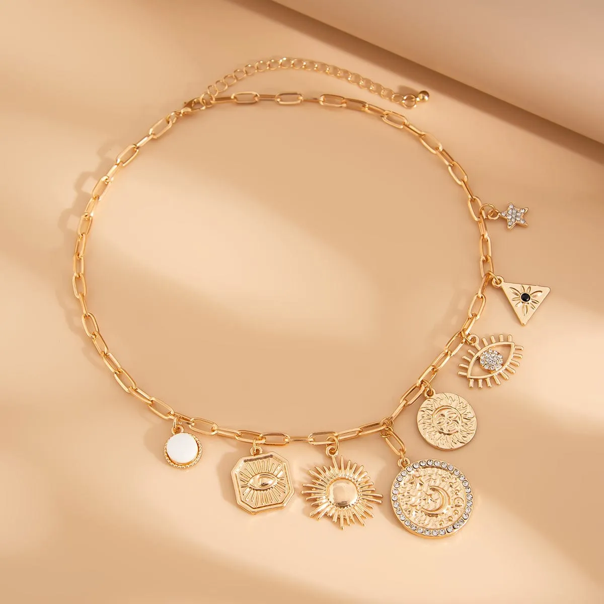 Stylish Rhinestone Inlaid Sun Star Round Disk Tassel Cable Chain Necklace