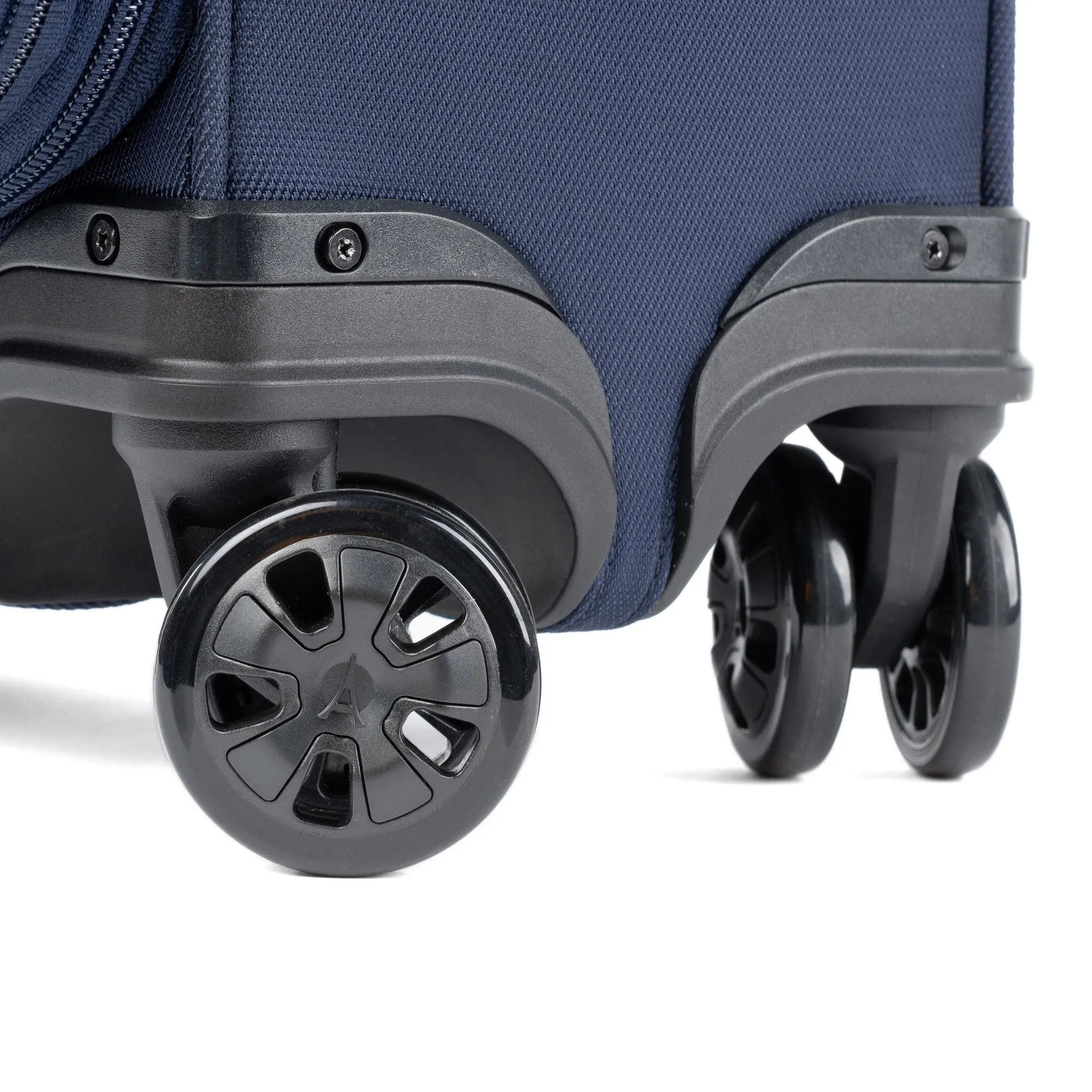 Travelpro Crew Classic Compact Carry-On Expandable Spinner (International)