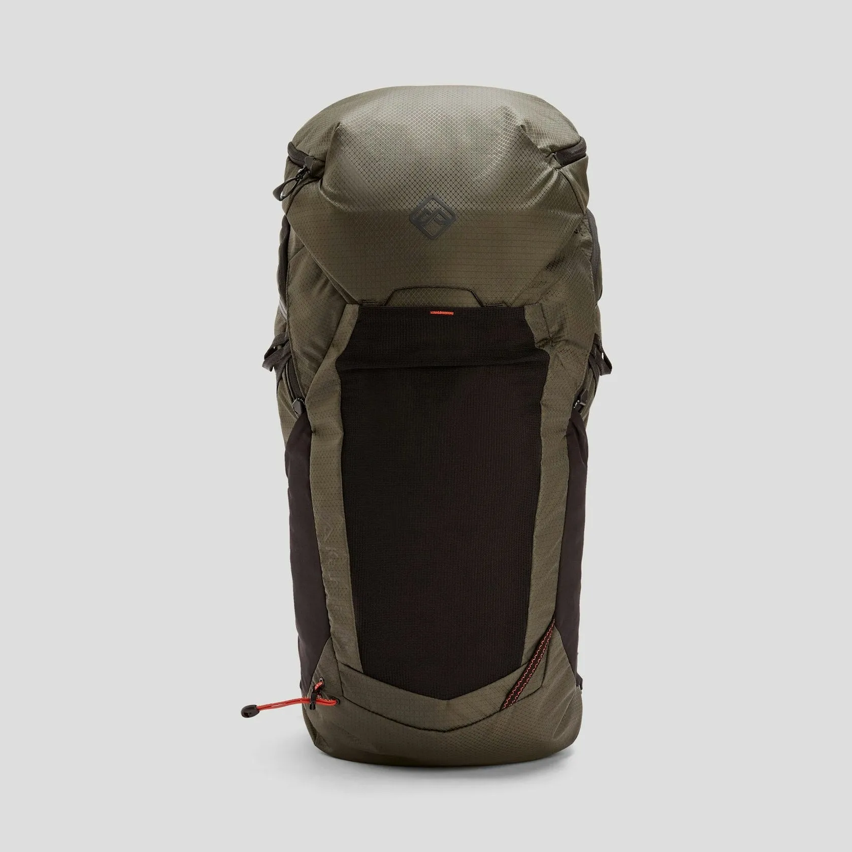 Valorous Pack (38L)