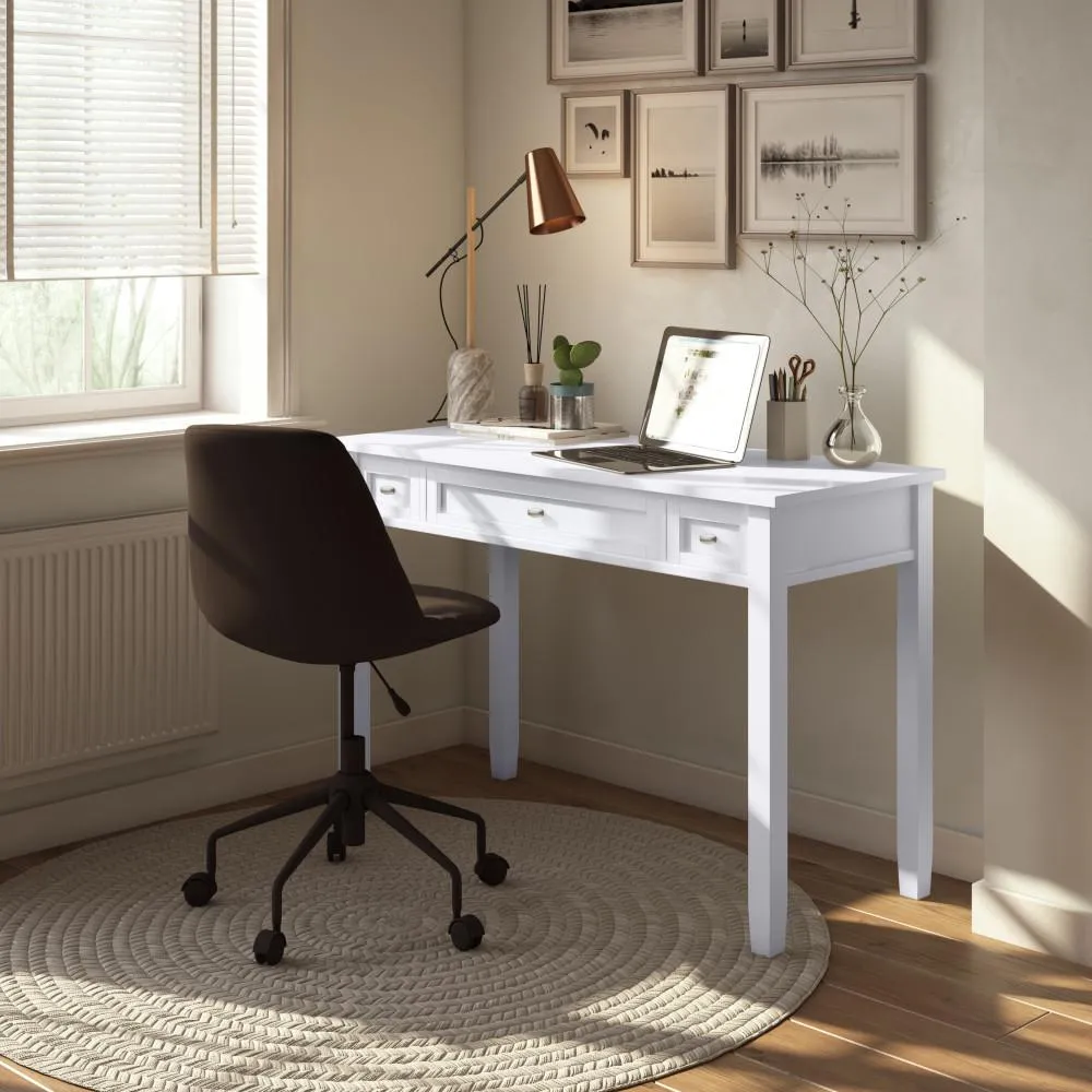 Warm Shaker Desk